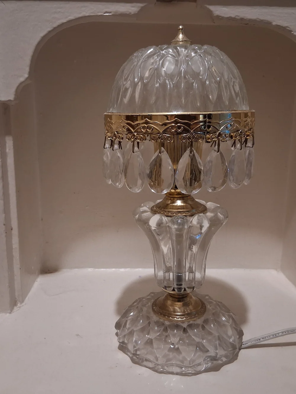 Vintage Michelotti Crystal Boudoir Parlor Lamp